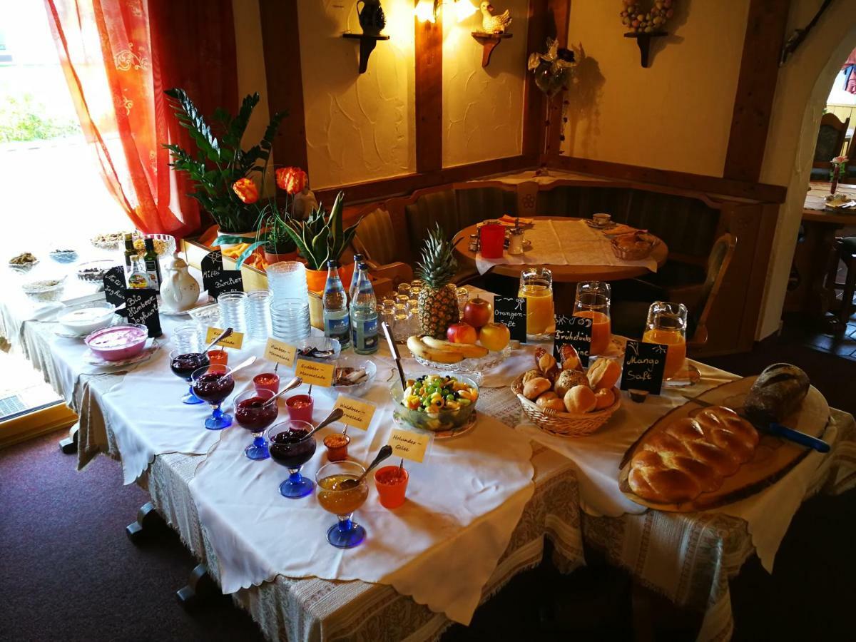 Gaestehaus-Pension Keiss ホプフェラウ エクステリア 写真